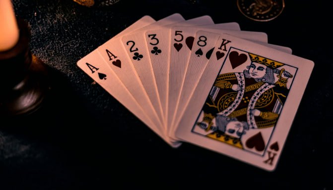 586 bet